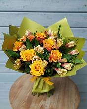Букет цветов из:  Альстромерии и Розы в Прохоровке