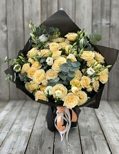 Букет цветов из:  Розы и Лизиантусы #REPLACE_PRED# Прохоровке