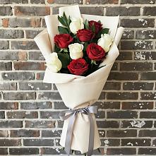 Букет цветов из:  Розы в Прохоровке