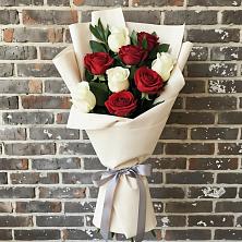 Букет цветов из:  Розы в Прохоровке