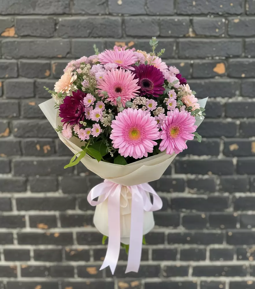 Букет цветов из: Герберы и Хризантемы в Прохоровке