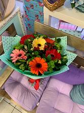 Букет цветов из:  Герберы, Хризантемы и Альстромерии #REPLACE_PRED# Прохоровке