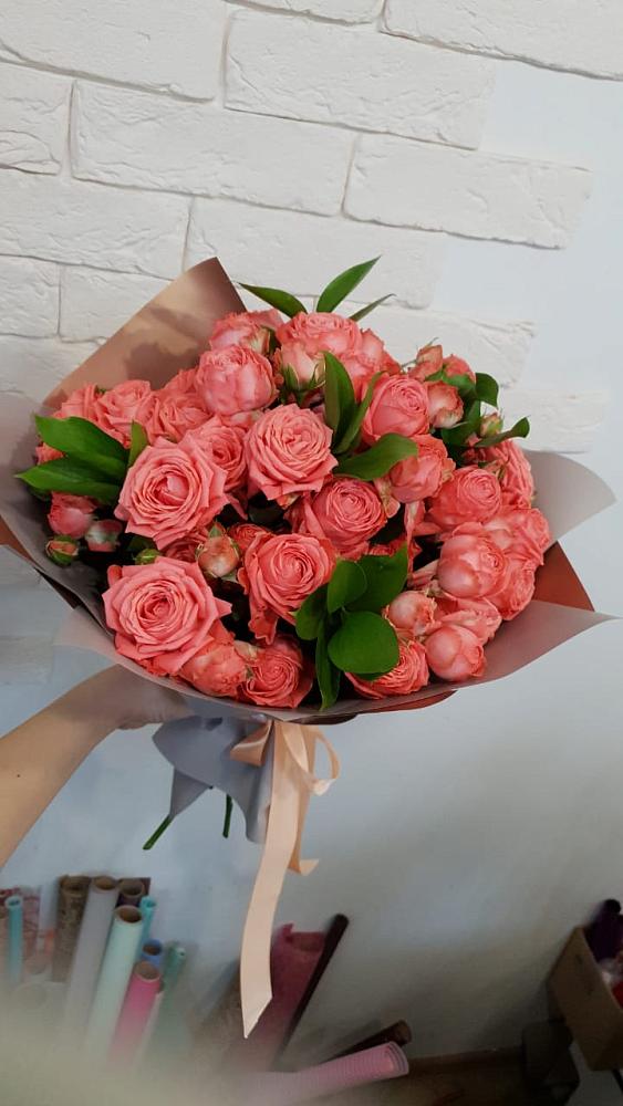 Букет цветов из: Розы в Прохоровке