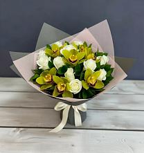 Букет цветов из:  Орхидеи и Розы в Прохоровке