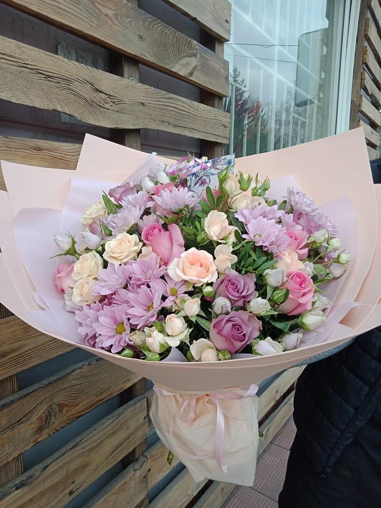 Букет цветов из: Розы и Хризантемы в Прохоровке