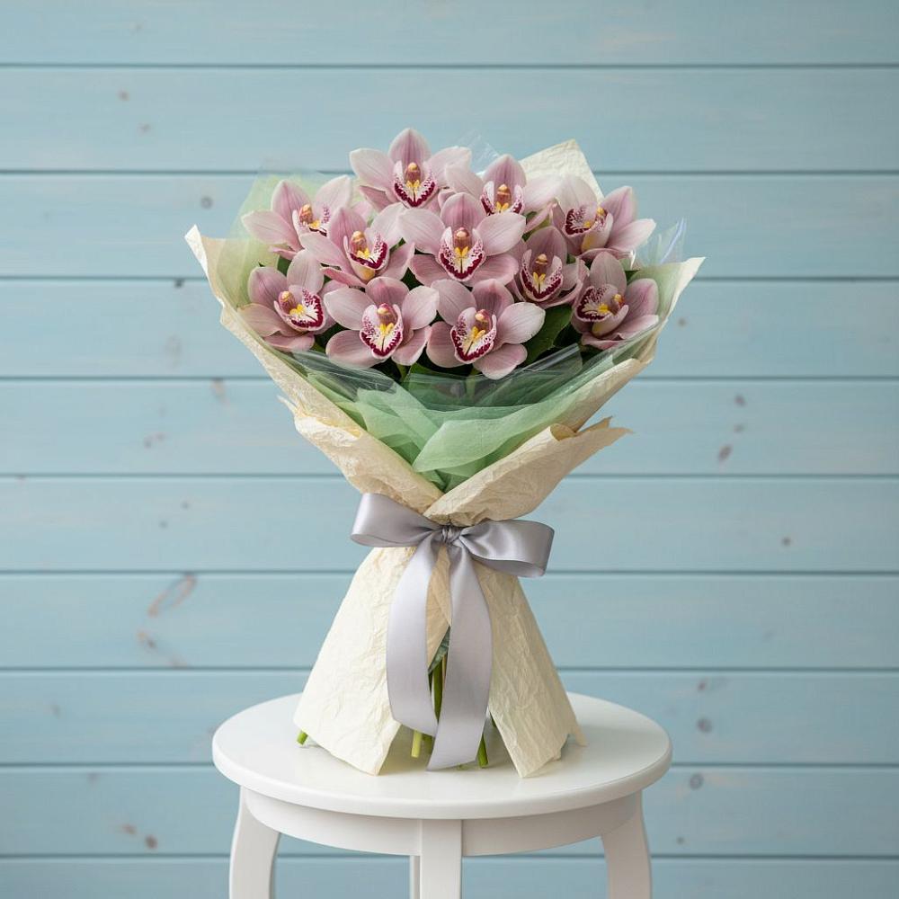 Букет цветов из: Орхидеи и Розы в Прохоровке