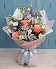 Букет цветов из:  Лизиантусы, Розы, Альстромерии и Гипсофила #REPLACE_PRED# Прохоровке