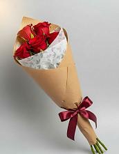Букет цветов из:  Розы в Прохоровке