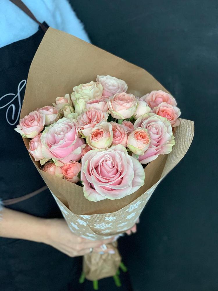 Букет цветов из: Хризантемы и Розы в Прохоровке