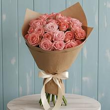 Букет цветов из:  Розы в Прохоровке