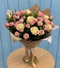 Букет цветов из:  Розы в Прохоровке