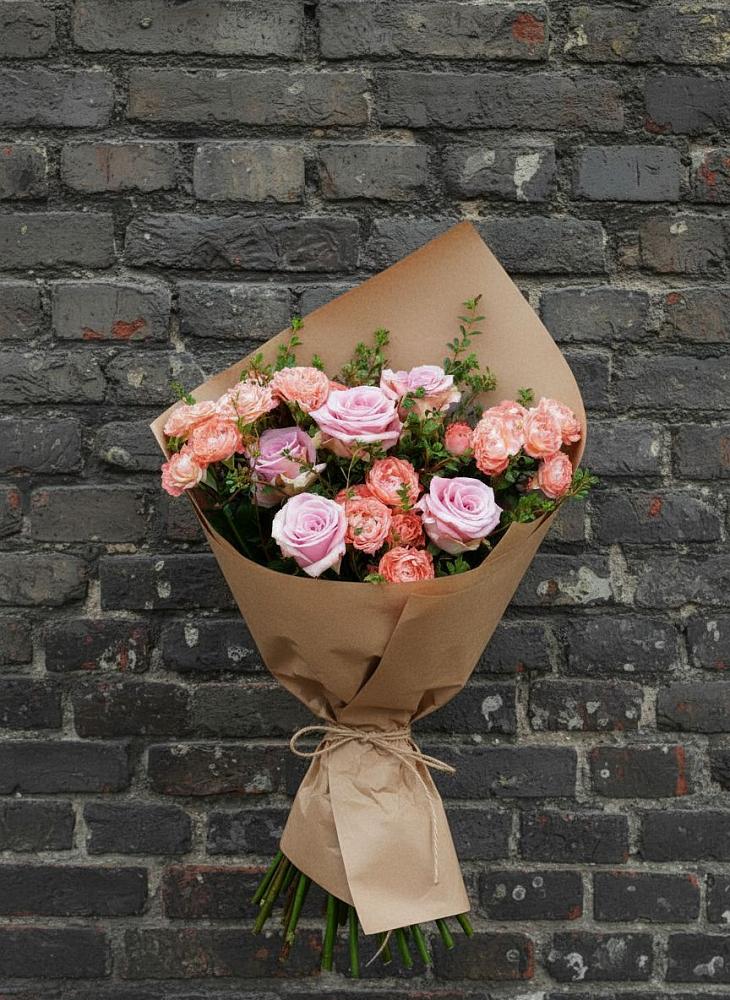 Букет цветов из: Розы в Прохоровке