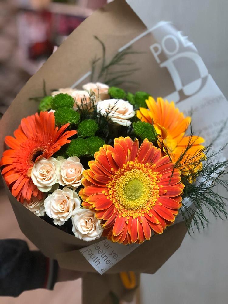 Букет цветов из: Герберы, Хризантемы и Розы в Прохоровке