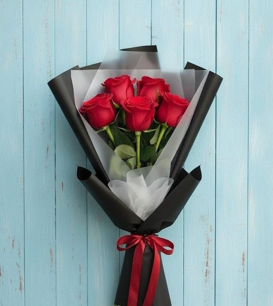 Букет цветов из: Розы в Прохоровке