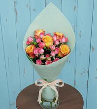 Букет цветов из:  Розы в Прохоровке