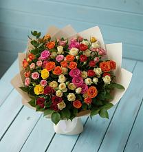 Букет Микс из разноцветных кустовых роз в Прохоровке